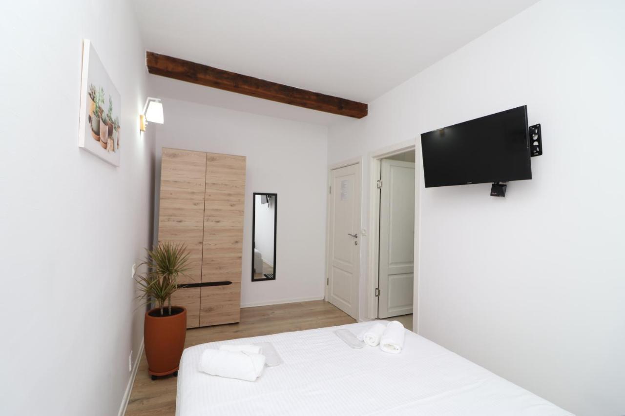 Gaia Bed and Breakfast Vlorë Exterior foto