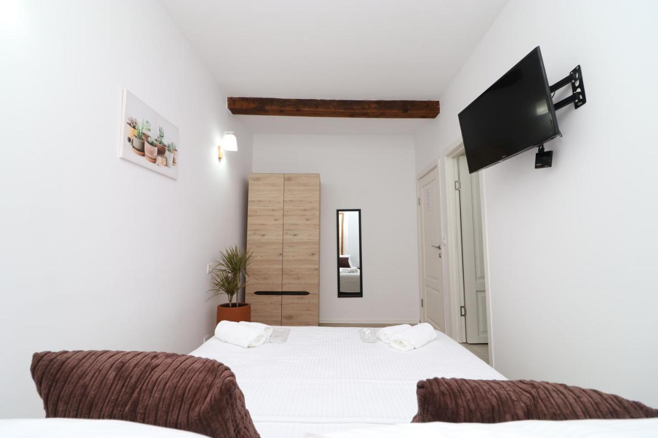 Gaia Bed and Breakfast Vlorë Exterior foto