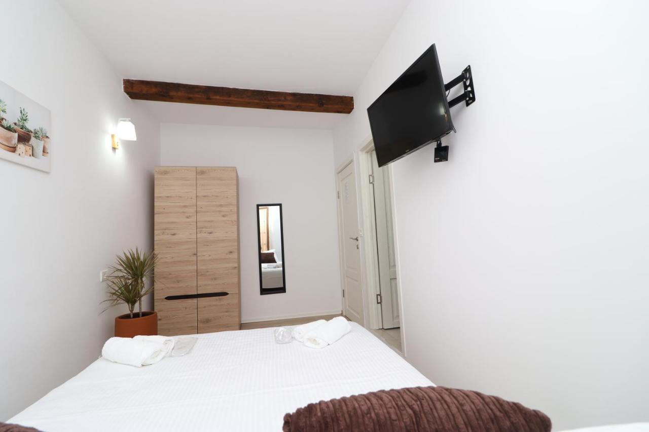 Gaia Bed and Breakfast Vlorë Exterior foto