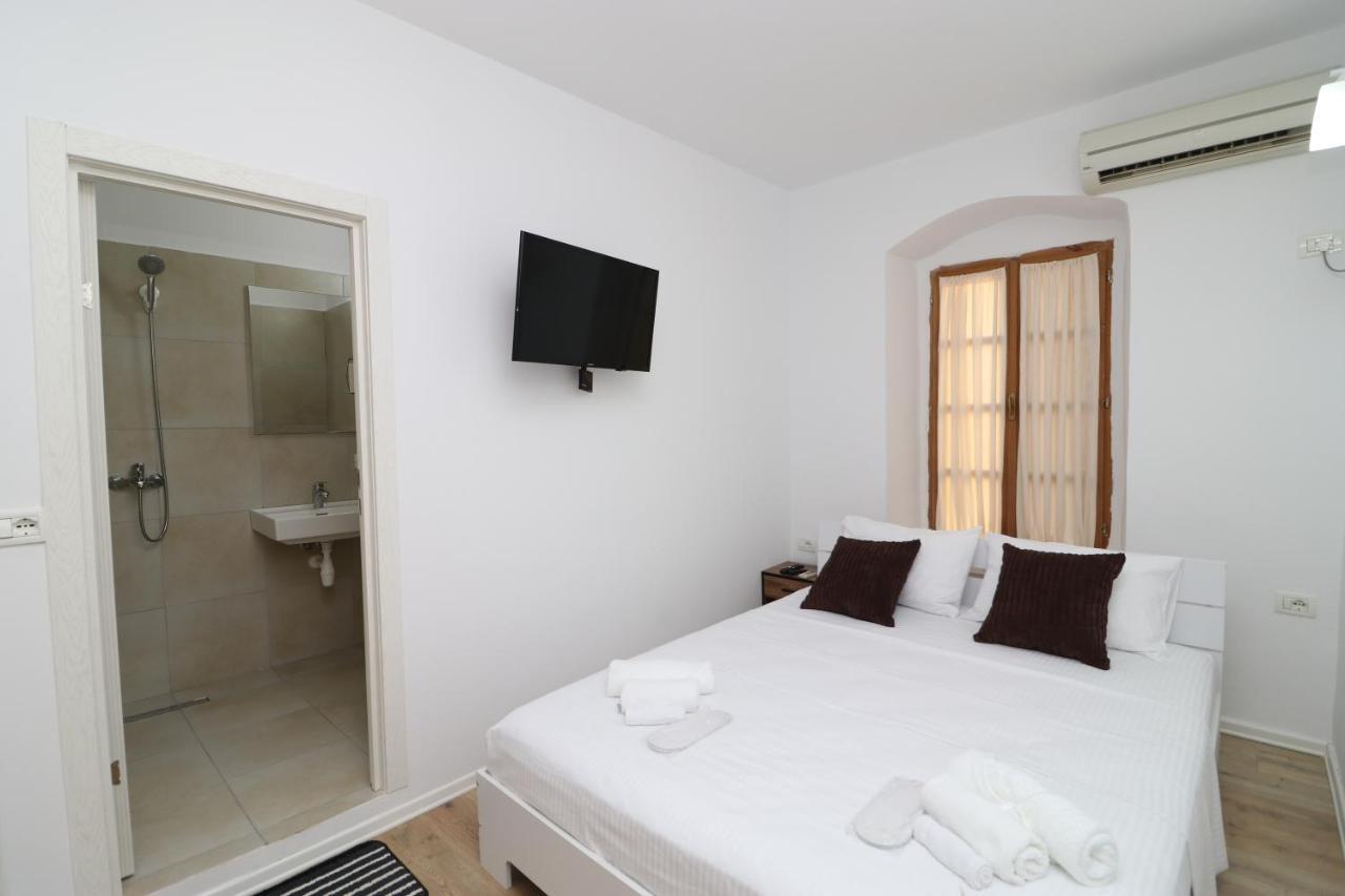 Gaia Bed and Breakfast Vlorë Exterior foto